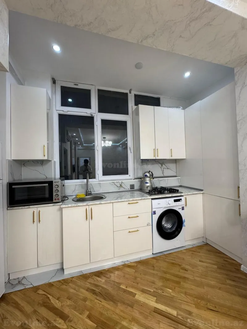 Kirayə verilir 3 otaqlı Mənzil Yeni tikili 65 m² İnşaatçılar m. - şəkil 13