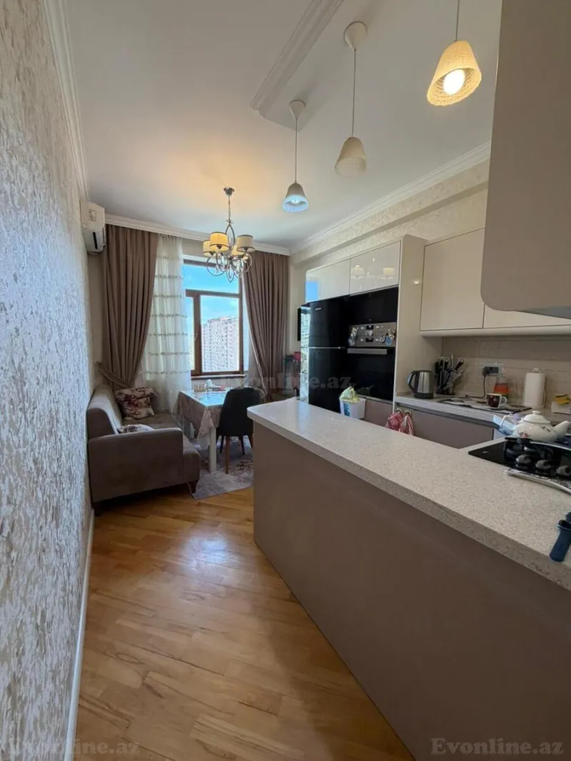 Satılır 2 otaqlı Mənzil Yeni tikili 83 m² İnşaatçılar m. - şəkil 3