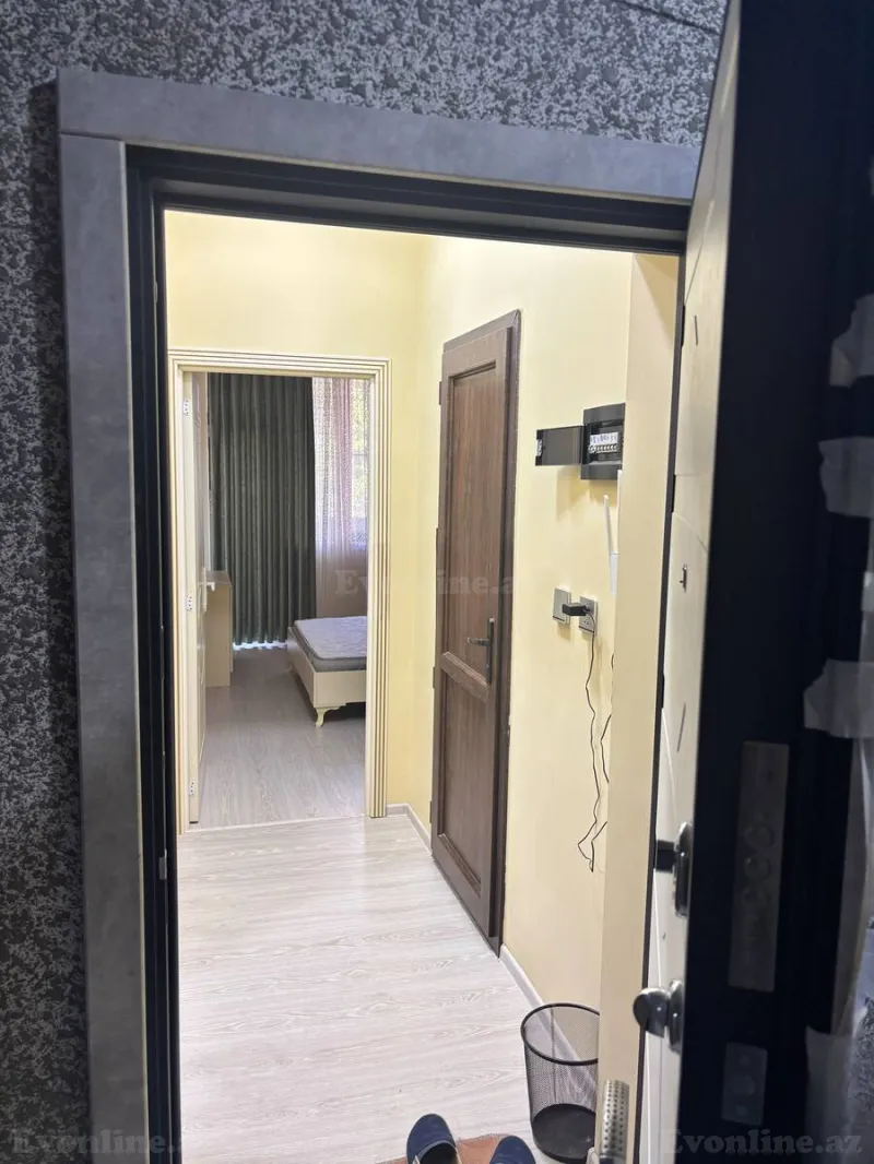 2 otaqlı Mənzil 59 m² 28 May m. Kirayə verilir