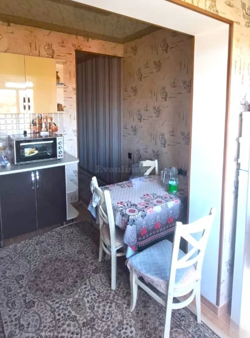 Satılır 3 otaqlı Mənzil Köhnə tikili 80 m² Qaraçuxur - şəkil 12