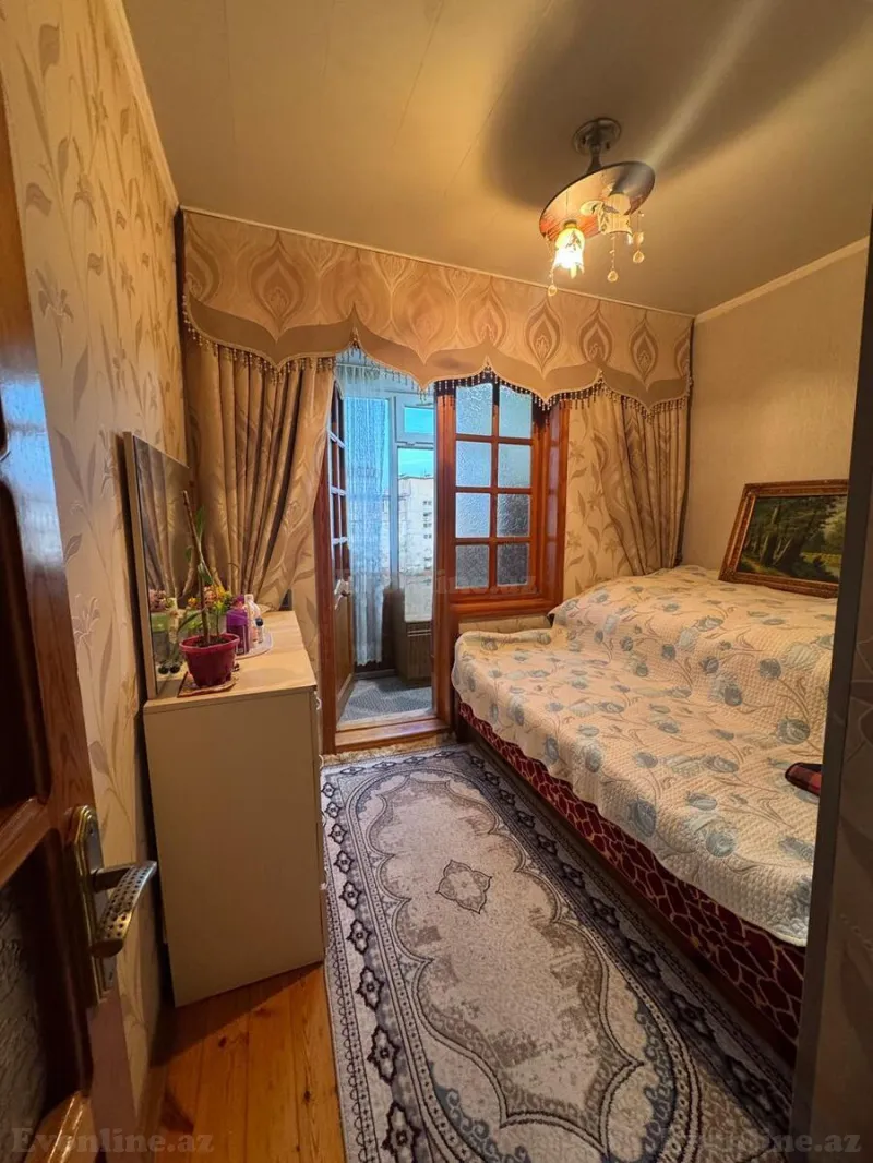 Satılır 2 otaqlı Mənzil Köhnə tikili 46 m² Yeni Yasamal - şəkil 3