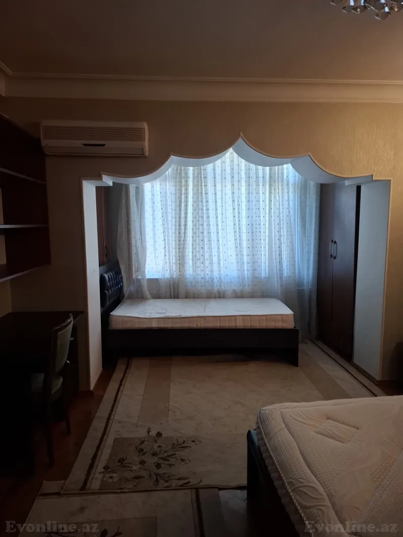 Kirayə verilir 3 otaqlı Mənzil Köhnə tikili 100 m² Nərimanov r. - şəkil 8