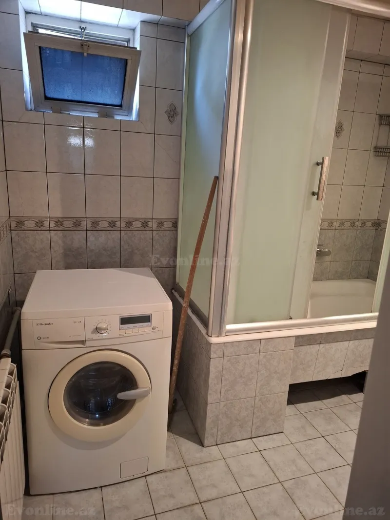 Kirayə verilir 3 otaqlı Mənzil Köhnə tikili 100 m² Nərimanov r. - şəkil 14