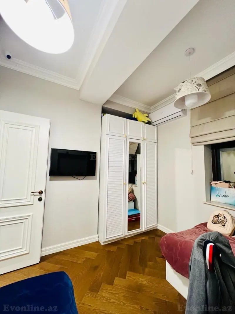 Satılır 4 otaqlı Mənzil Yeni tikili 140 m² Qara Qarayev m. - şəkil 9