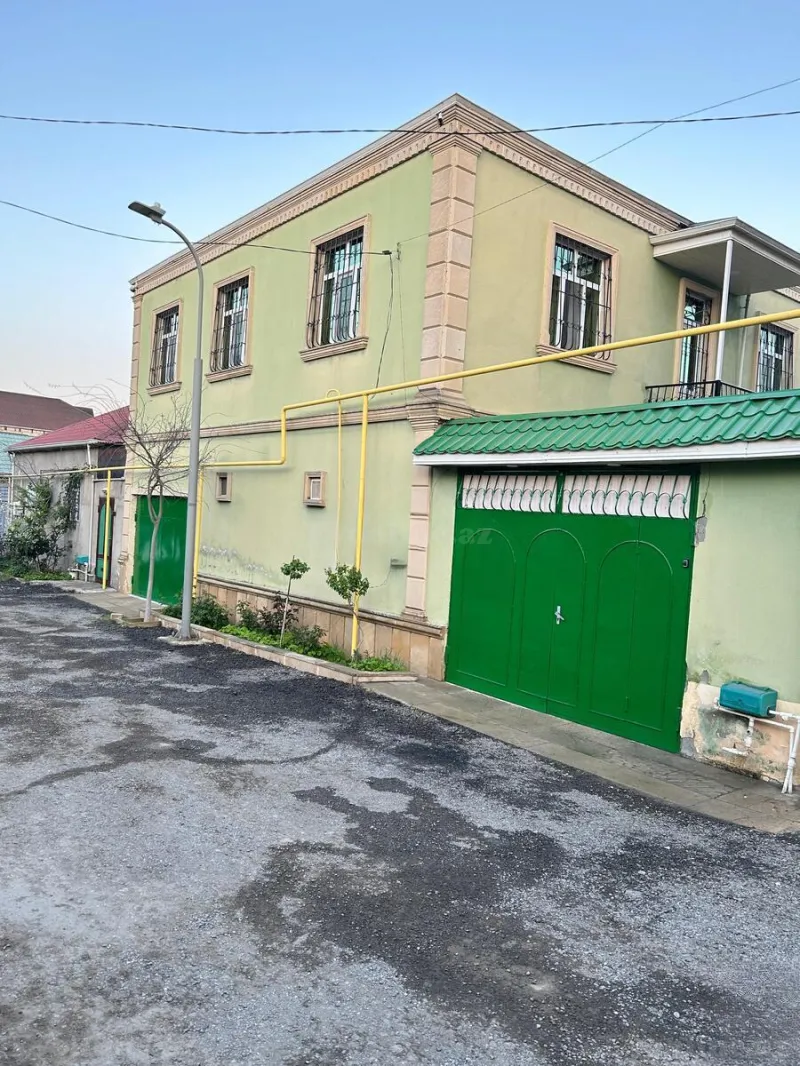 6 otaqlı Həyət evi 170 m² Yeni Ramana Satılır