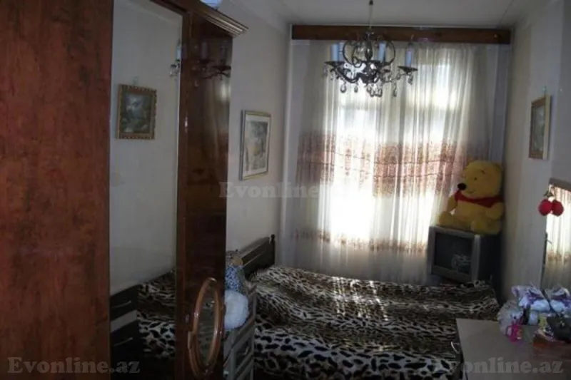 Kirayə verilir 2 otaqlı Mənzil Köhnə tikili 65 m² 28 May m. - şəkil 2