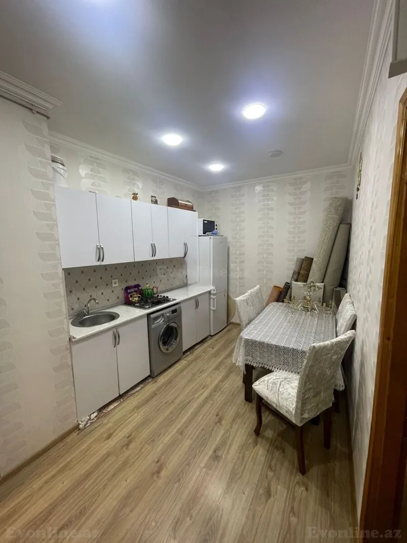 Kirayə verilir 2 otaqlı Həyət evi 70 m² Memar Əcəmi m. - şəkil 6