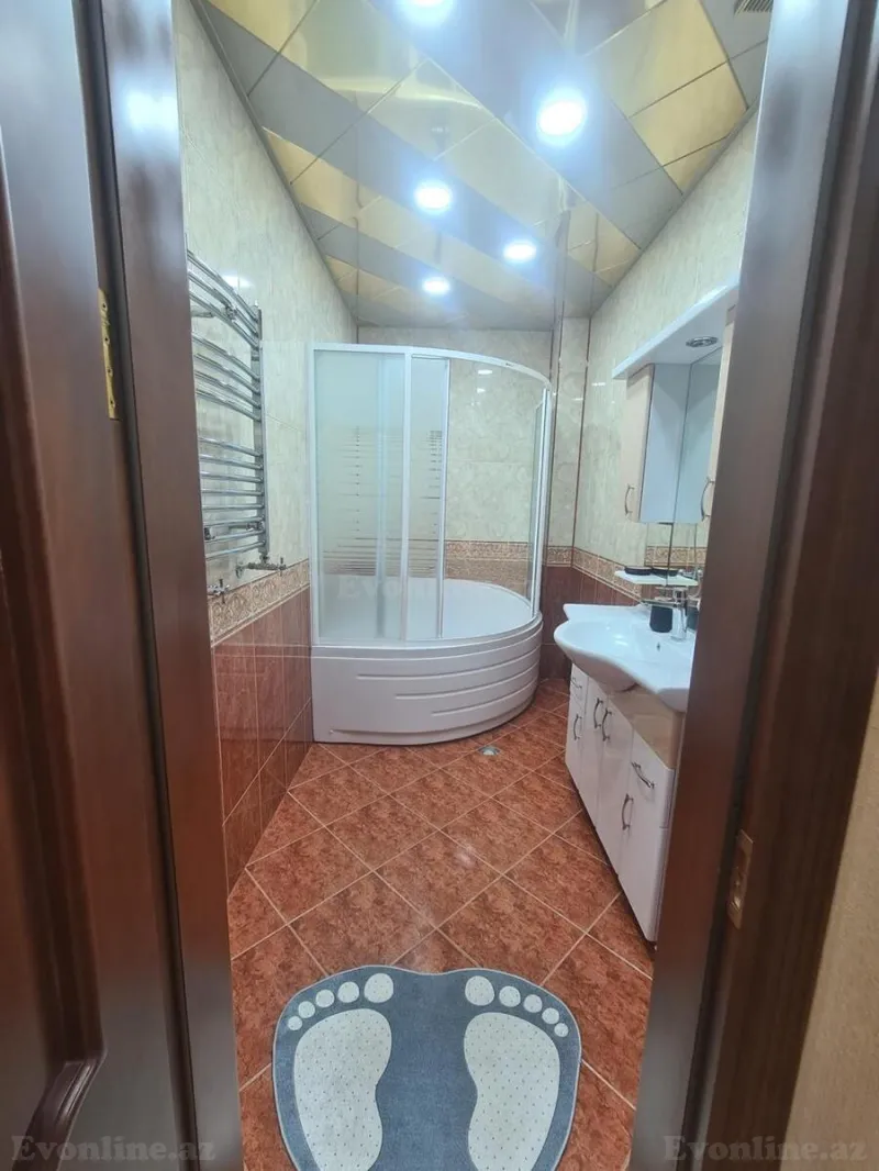 Kirayə verilir 2 otaqlı Mənzil Yeni tikili 85 m² Nəsimi r. - şəkil 9