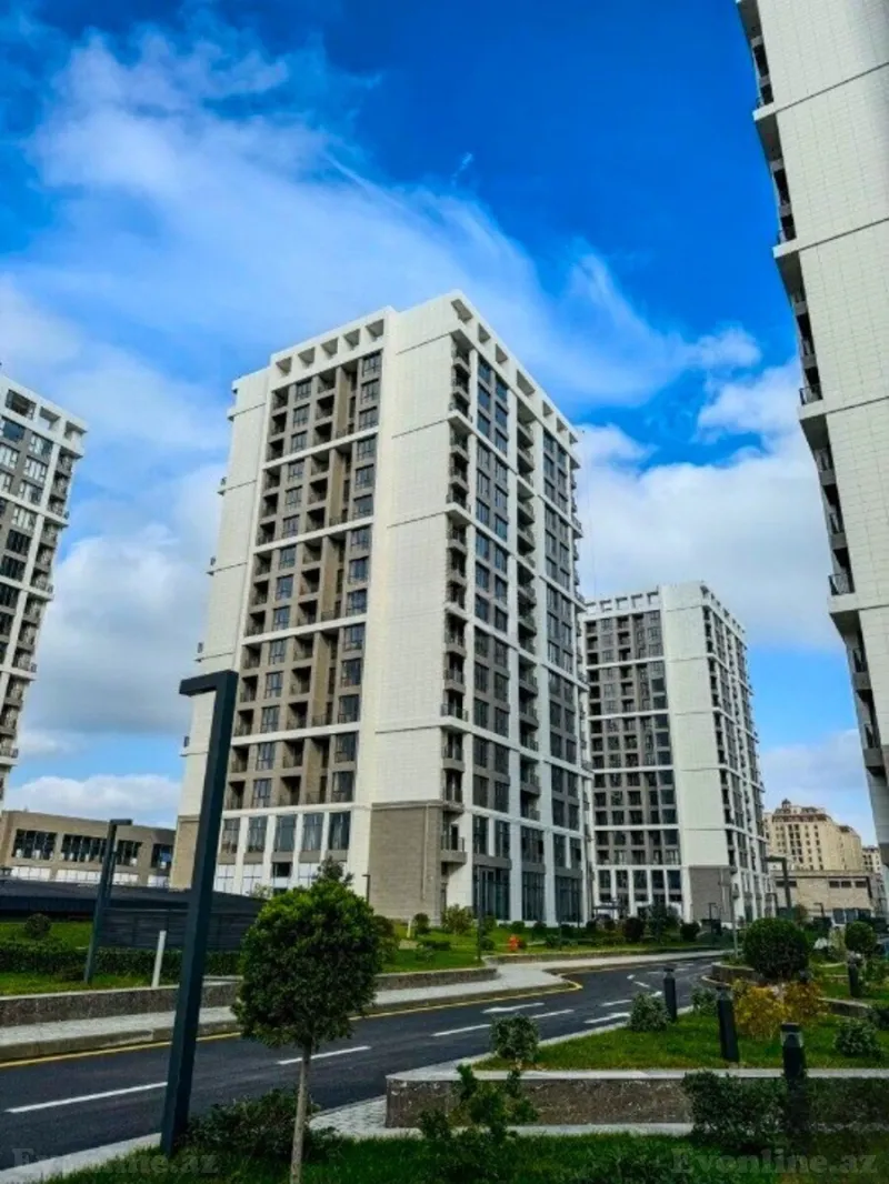 2 otaqlı Mənzil 80 m² Koroğlu m. Satılır