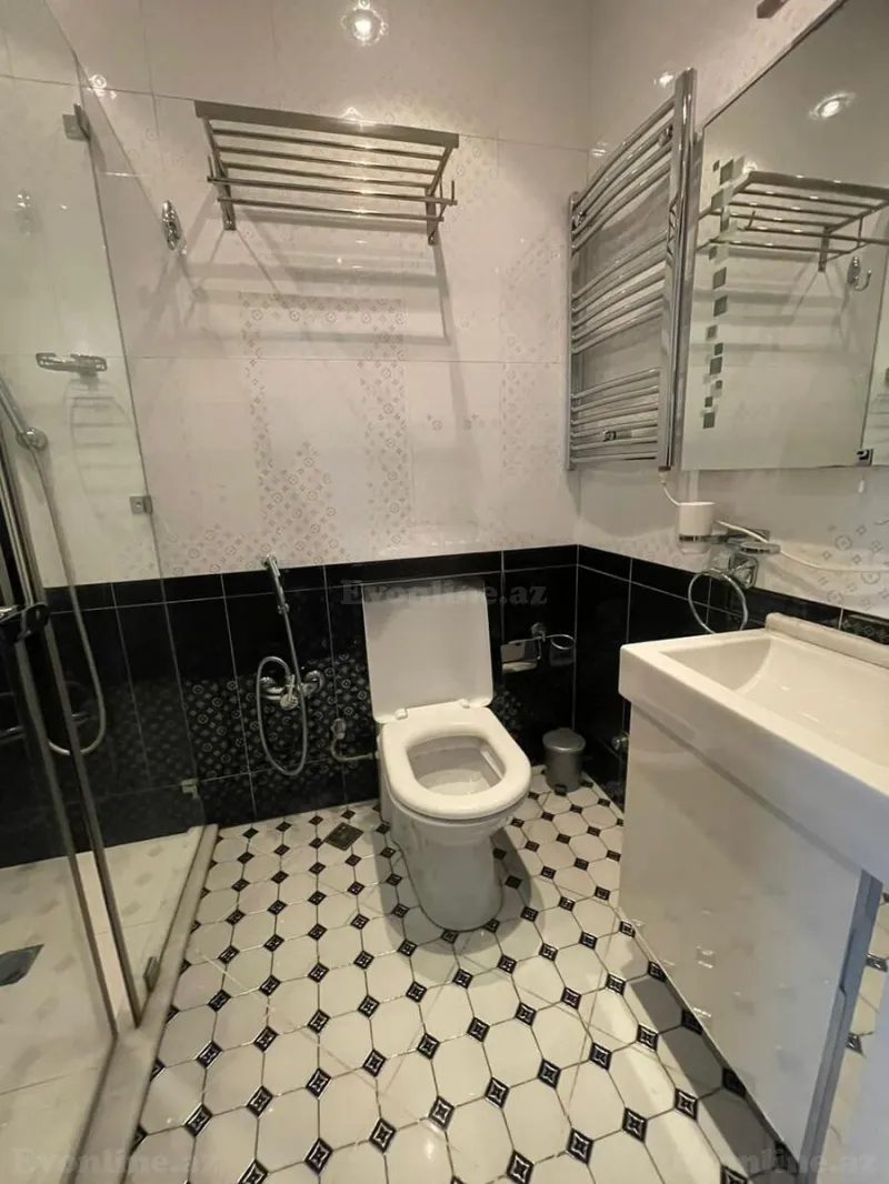 Kirayə verilir 4 otaqlı Mənzil Yeni tikili 250 m² Xətai r. - şəkil 14