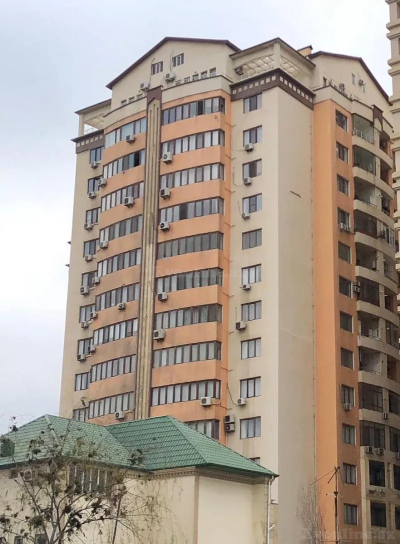 Kirayə verilir 4 otaqlı Mənzil Yeni tikili 250 m² Xətai r. - şəkil 16