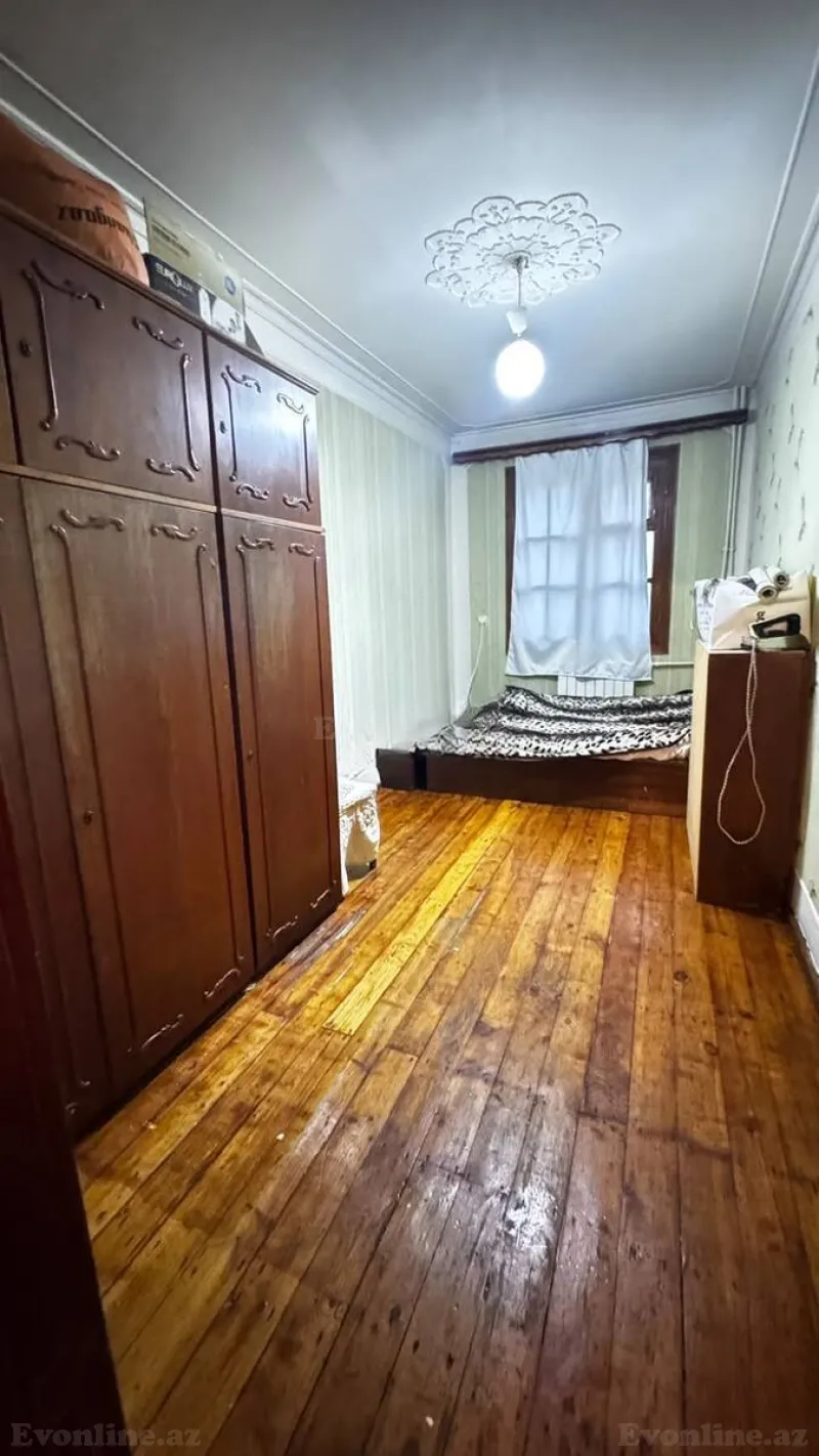 Kirayə verilir 2 otaqlı Mənzil Köhnə tikili 65 m² Memar Əcəmi m. - şəkil 3
