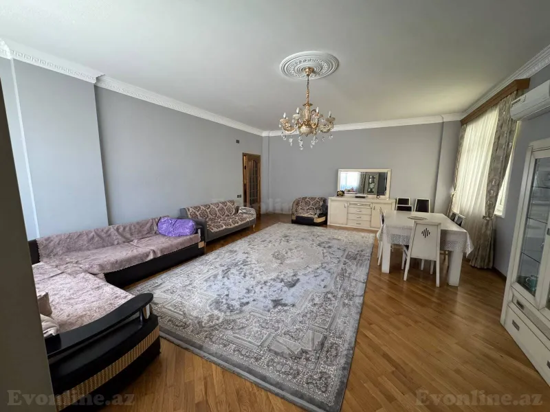 Satılır 3 otaqlı Mənzil Yeni tikili 175 m² Elmlər Akademiyası m. - şəkil 2