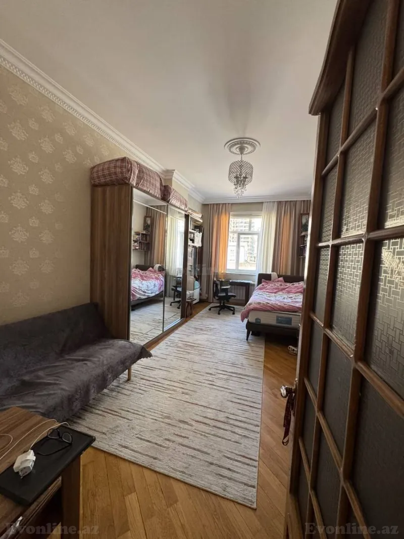 Satılır 3 otaqlı Mənzil Yeni tikili 175 m² Elmlər Akademiyası m. - şəkil 10