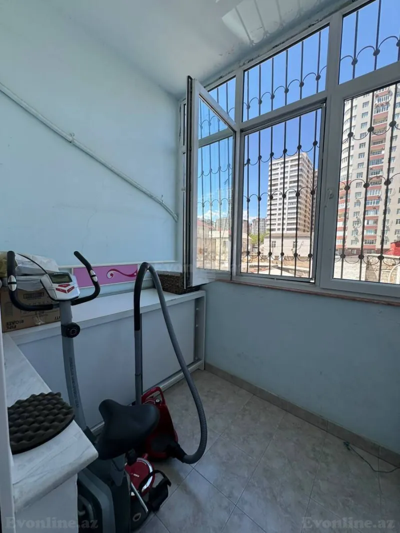 Satılır 3 otaqlı Mənzil Yeni tikili 175 m² Elmlər Akademiyası m. - şəkil 18
