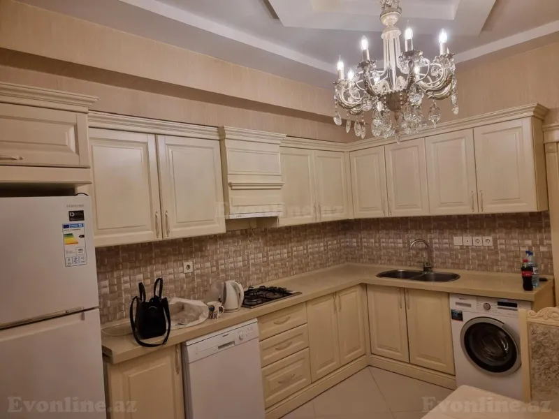 Kirayə verilir 3 otaqlı Mənzil Yeni tikili 140 m² Elmlər Akademiyası m. - şəkil 2