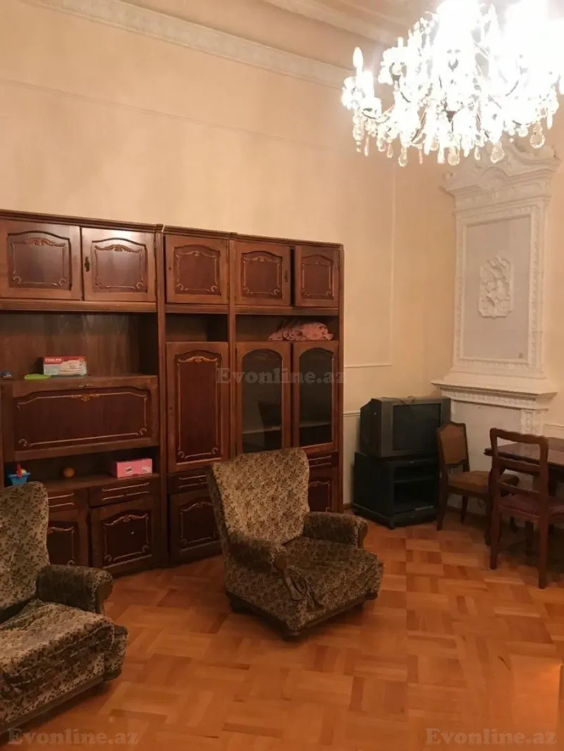 Satılır 3 otaqlı Mənzil Köhnə tikili 106 m² Sahil m. - şəkil 3