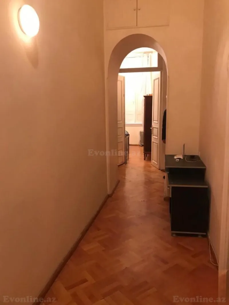 Satılır 3 otaqlı Mənzil Köhnə tikili 106 m² Sahil m. - şəkil 12