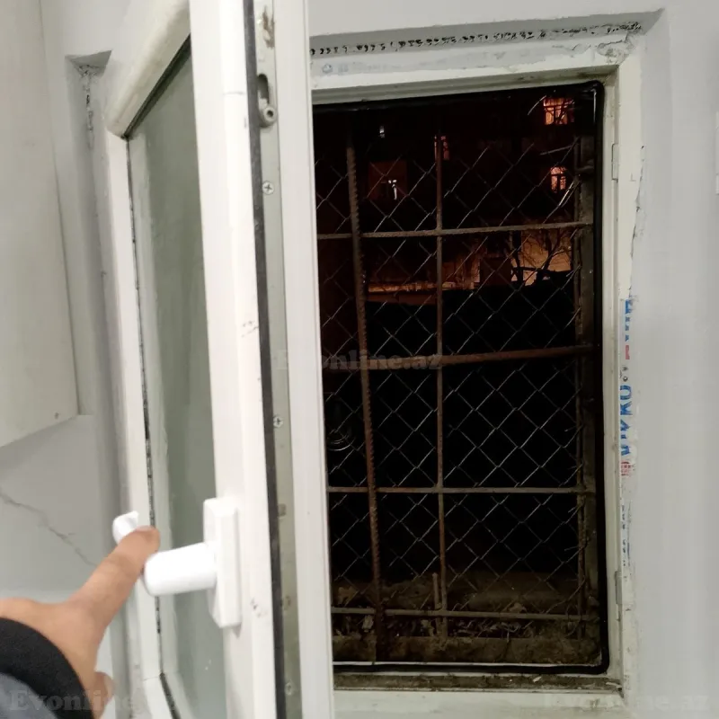 Kirayə verilir 1 otaqlı Mənzil Köhnə tikili 20 m² Elmlər Akademiyası m. - şəkil 10