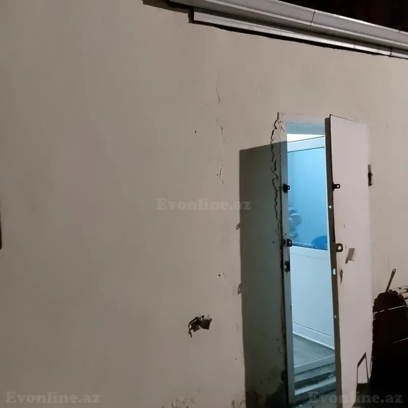 Kirayə verilir 1 otaqlı Mənzil Köhnə tikili 20 m² Elmlər Akademiyası m. - şəkil 15