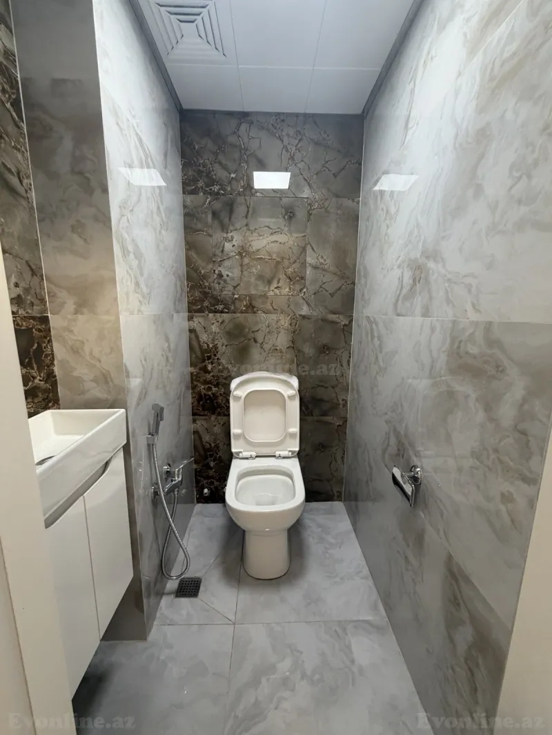 Satılır 3 otaqlı Mənzil Köhnə tikili 65 m² Gənclik m. - şəkil 21