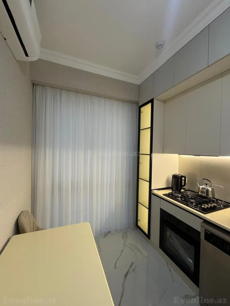 Kirayə verilir 2 otaqlı Mənzil Yeni tikili 72 m² Bakmil m. - şəkil 8
