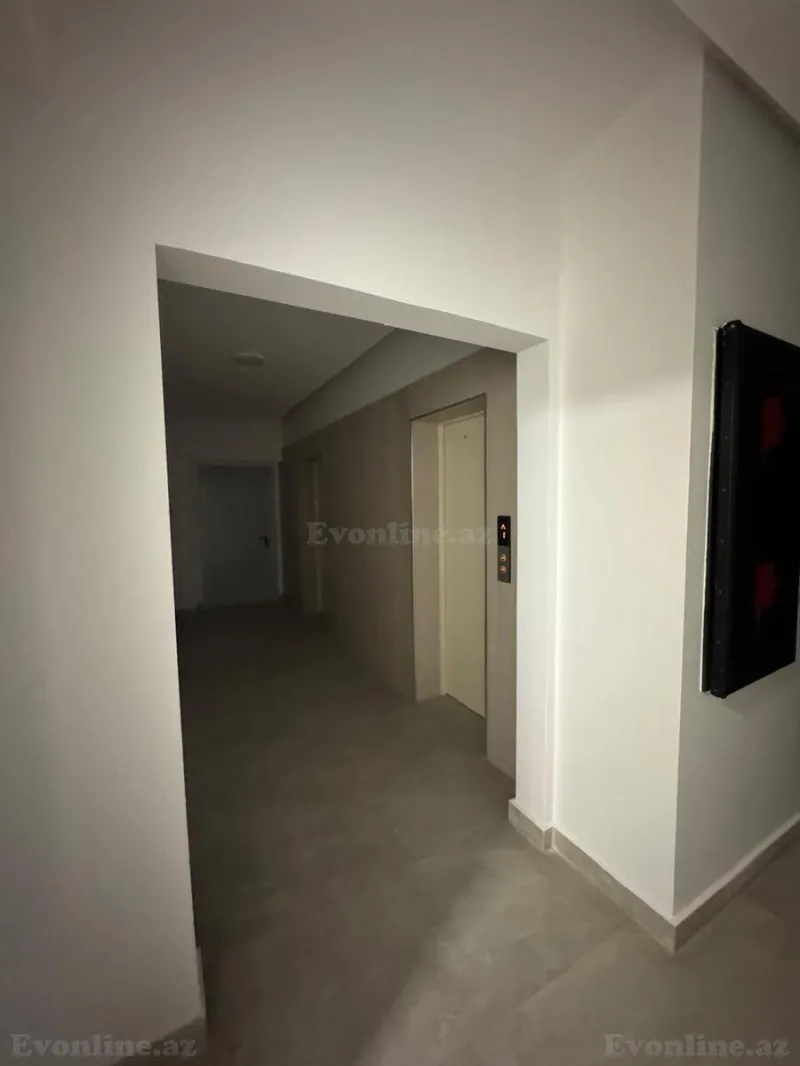 Kirayə verilir 2 otaqlı Mənzil Yeni tikili 72 m² Bakmil m. - şəkil 13