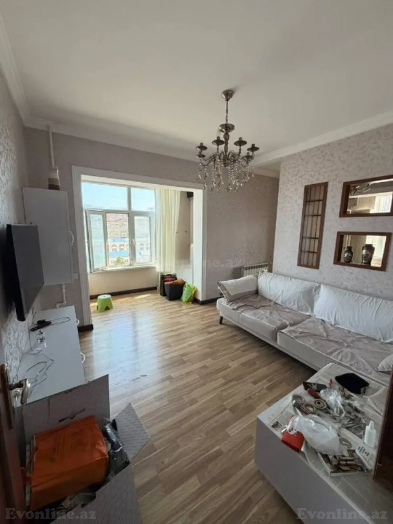 Satılır 2 otaqlı Mənzil Köhnə tikili 45 m² İnşaatçılar m.