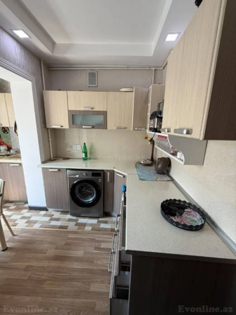 Satılır 2 otaqlı Mənzil Köhnə tikili 45 m² İnşaatçılar m. - şəkil 14