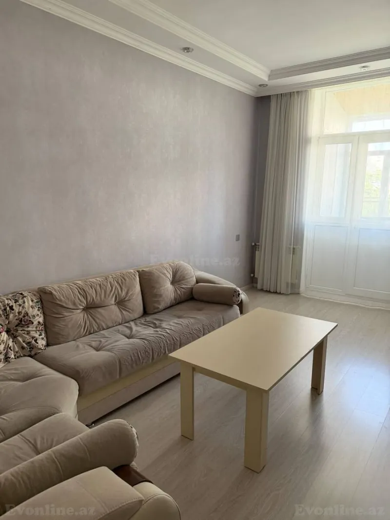 Kirayə verilir 2 otaqlı Mənzil Köhnə tikili 800 m² Nəsimi r. - şəkil 4