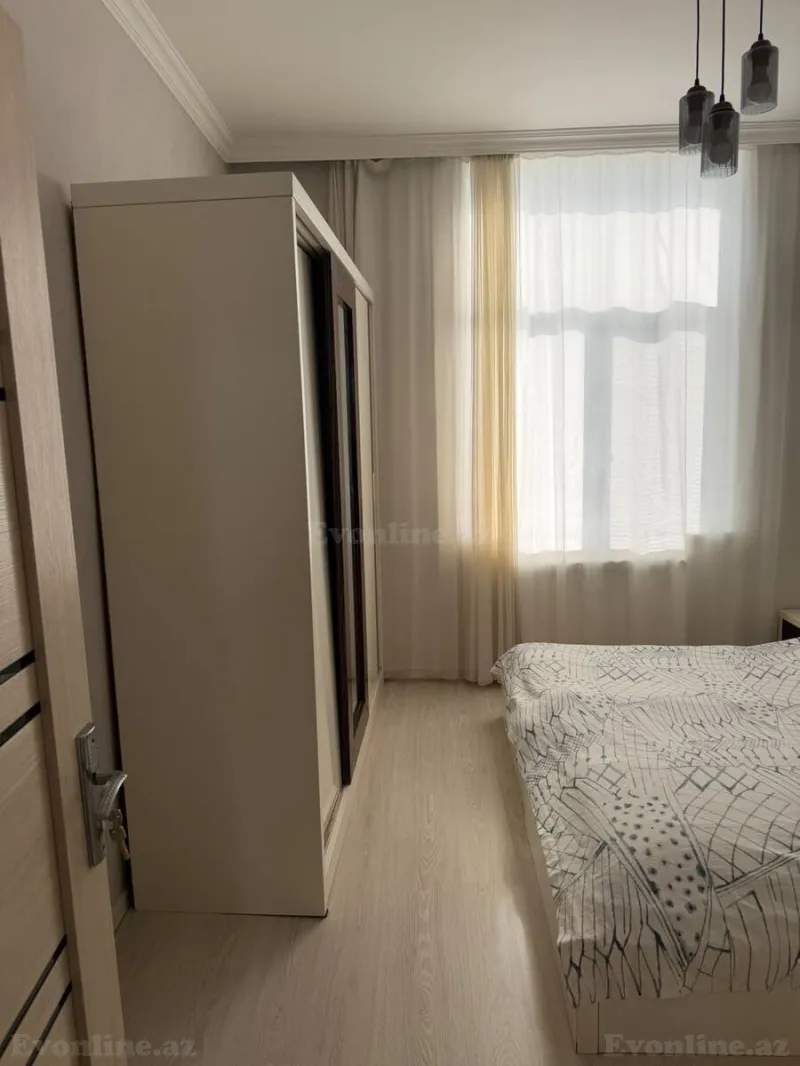Kirayə verilir 2 otaqlı Mənzil Köhnə tikili 800 m² Nəsimi r. - şəkil 9