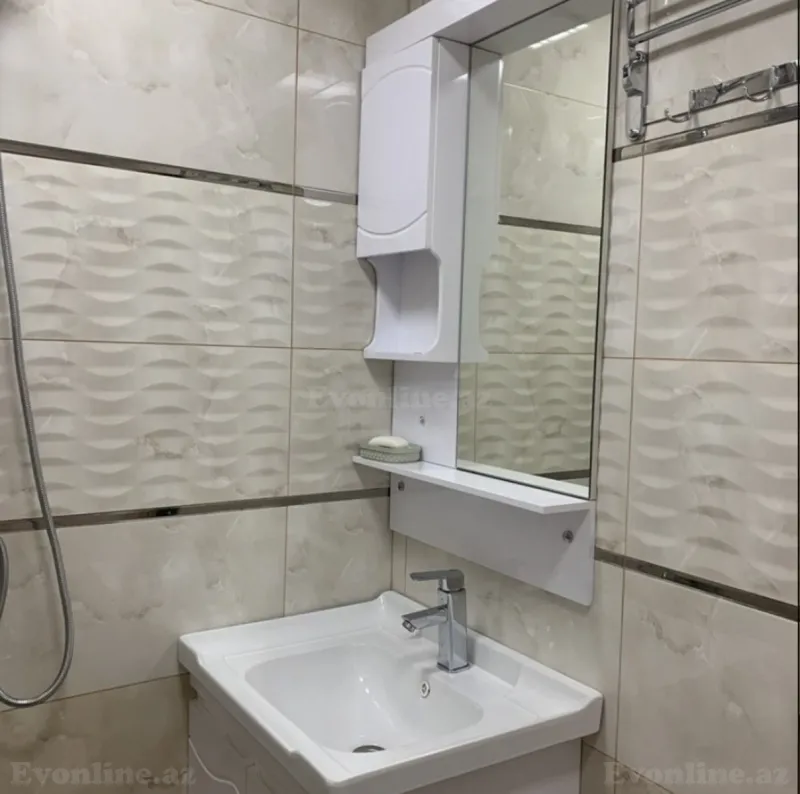 Kirayə verilir 2 otaqlı Mənzil Köhnə tikili 800 m² Nəsimi r. - şəkil 14