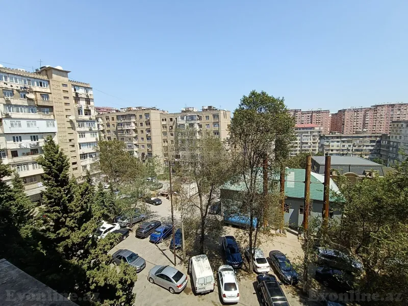 Kirayə verilir 3 otaqlı Mənzil Köhnə tikili 90 m² İnşaatçılar m. - şəkil 14