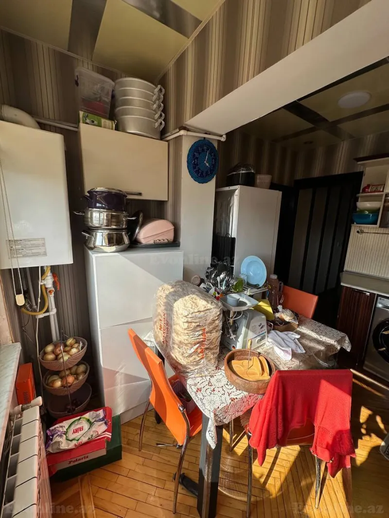 Satılır 3 otaqlı Mənzil Köhnə tikili 85 m² Azadlıq prospekti m. - şəkil 19