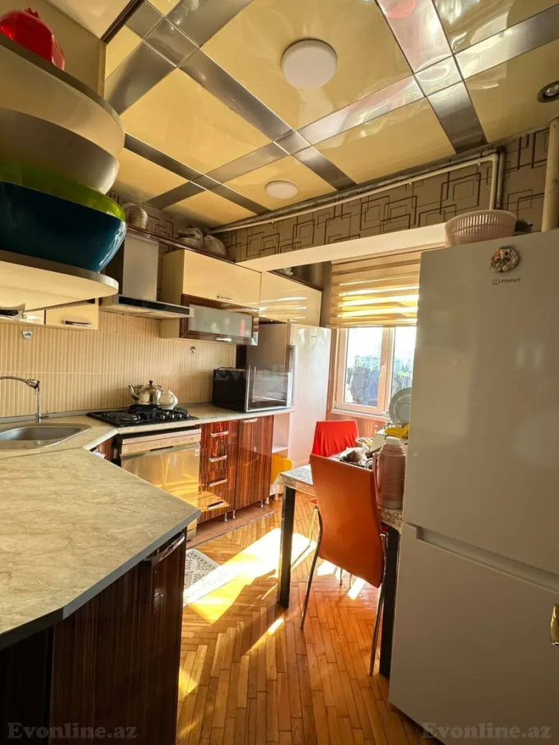 Satılır 3 otaqlı Mənzil Köhnə tikili 85 m² Azadlıq prospekti m. - şəkil 25