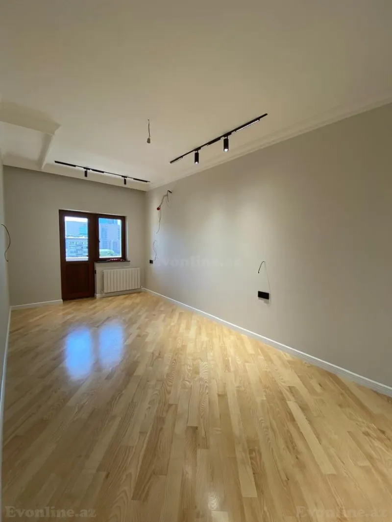 Satılır 4 otaqlı Mənzil Yeni tikili 210 m² Xətai r. - şəkil 5