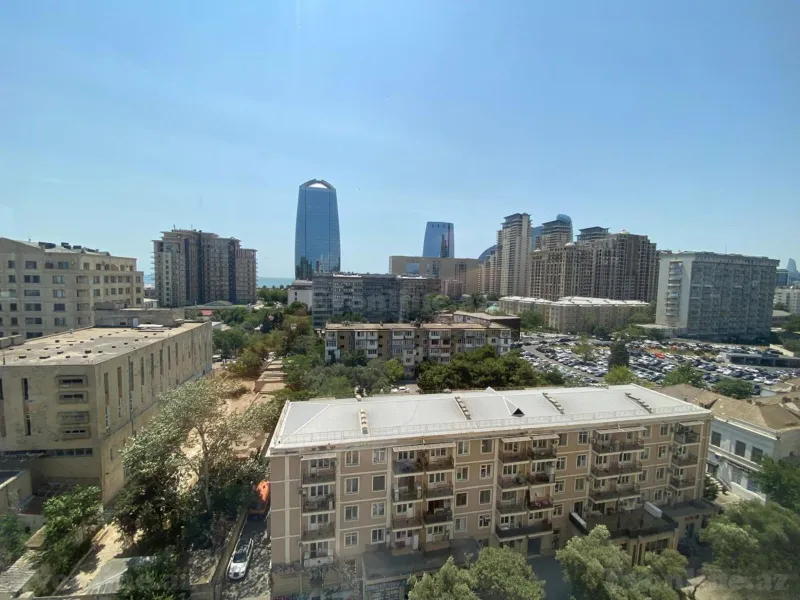 Satılır 4 otaqlı Mənzil Yeni tikili 210 m² Xətai r. - şəkil 13