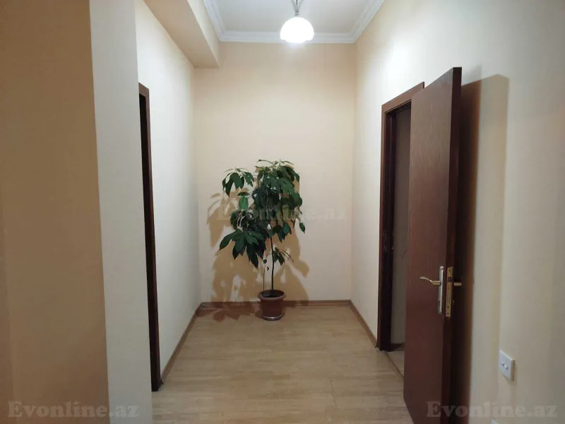 Kirayə verilir Ofis 123 m² Elmlər Akademiyası m. - şəkil 3