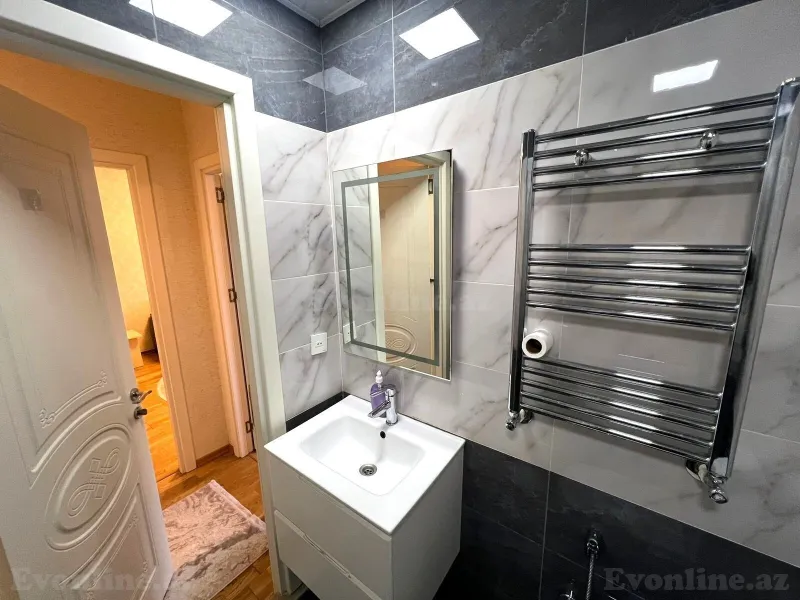 Kirayə verilir 2 otaqlı Mənzil Yeni tikili 50 m² İnşaatçılar m. - şəkil 19