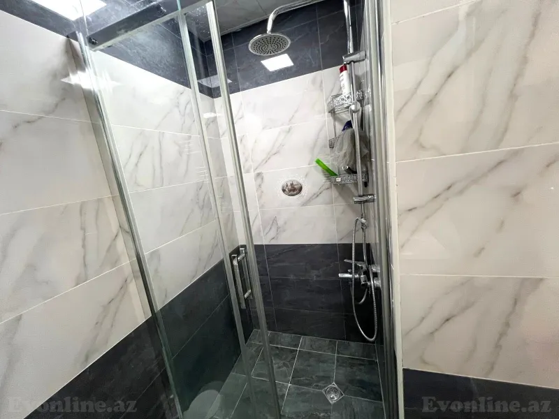 Kirayə verilir 2 otaqlı Mənzil Yeni tikili 50 m² İnşaatçılar m. - şəkil 20