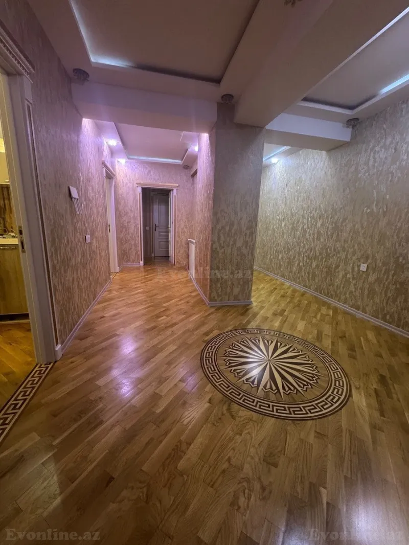 Satılır 3 otaqlı Mənzil Yeni tikili 130 m² Nərimanov r. - şəkil 6