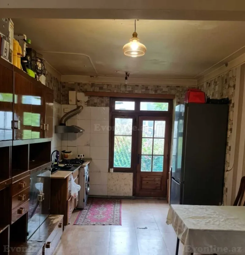 Satılır 5 otaqlı Mənzil Köhnə tikili 120 m² Xalqlar Dostluğu m. - şəkil 4