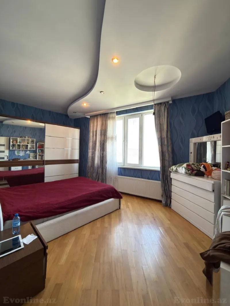 Satılır 2 otaqlı Mənzil Yeni tikili 100 m² 28 May m. - şəkil 2