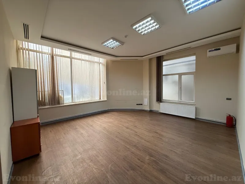 Kirayə verilir Ofis 230 m² Nizami m. - şəkil 2