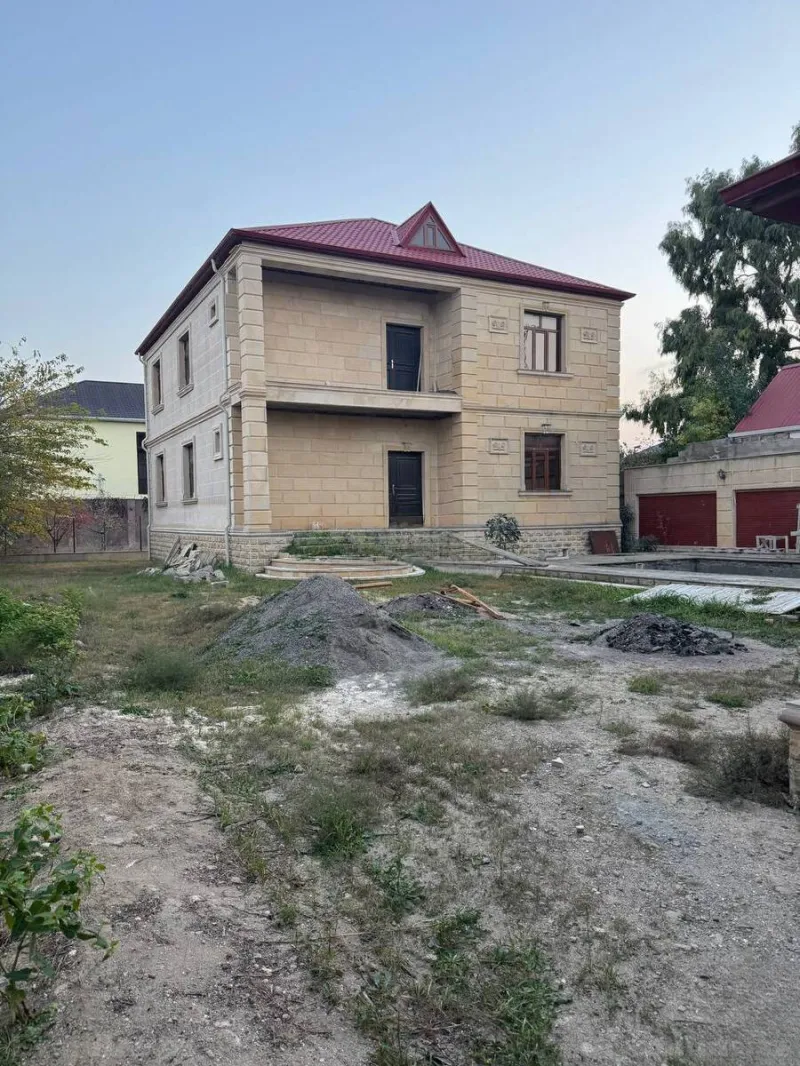8 otaqlı Həyət evi 250 m² Buzovna Satılır