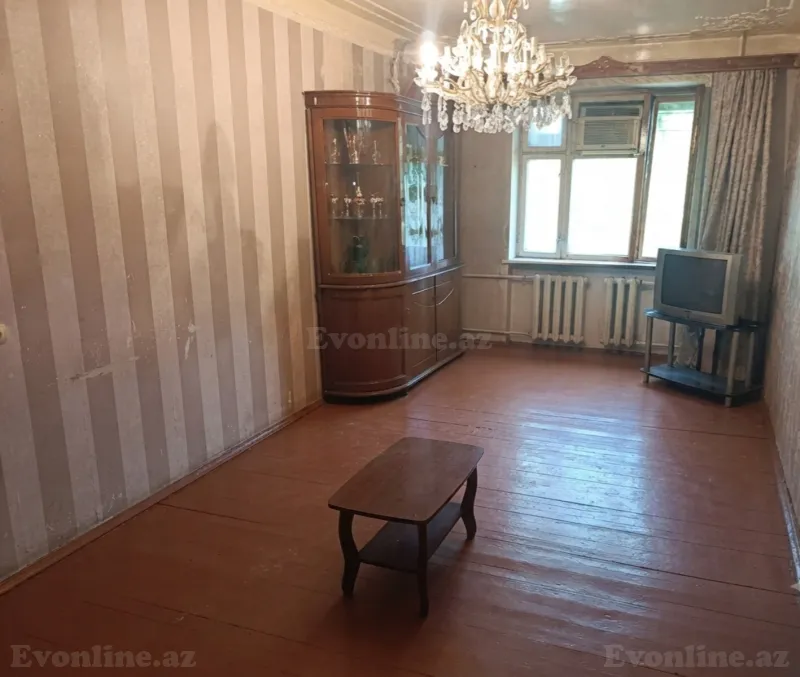 Satılır 4 otaqlı Mənzil Köhnə tikili 105 m² Xalqlar Dostluğu m. - şəkil 3
