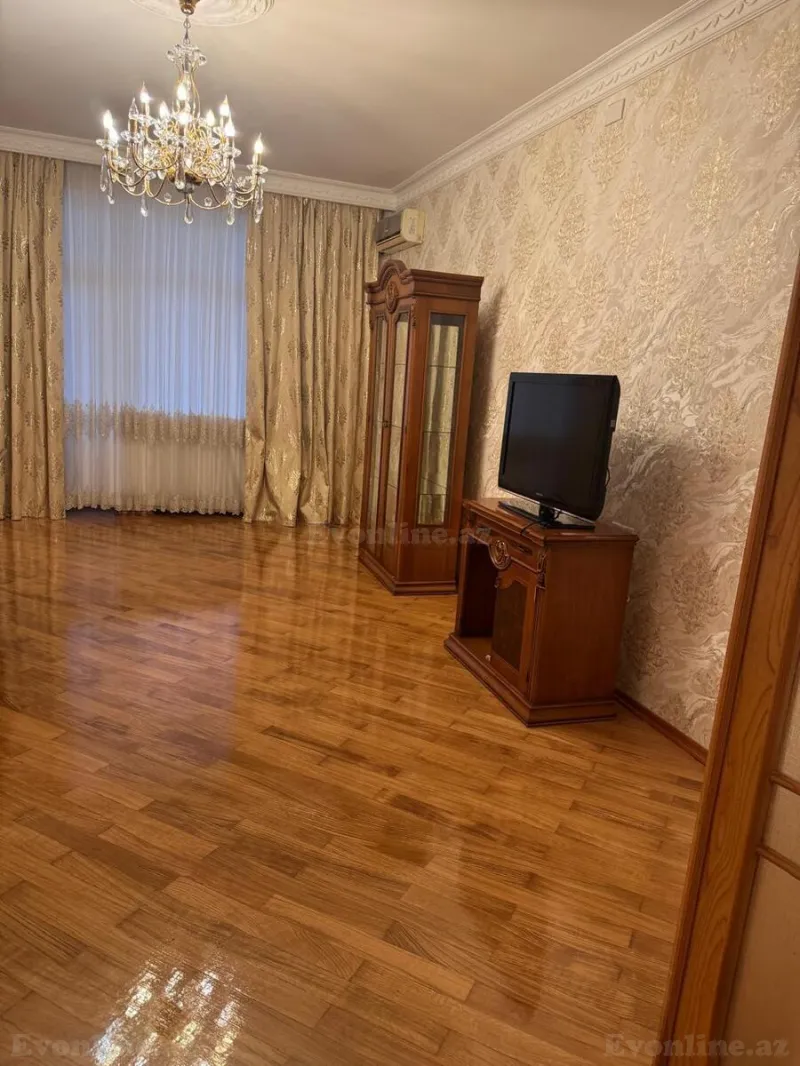 Kirayə verilir 3 otaqlı Mənzil Yeni tikili 140 m² Elmlər Akademiyası m. - şəkil 9