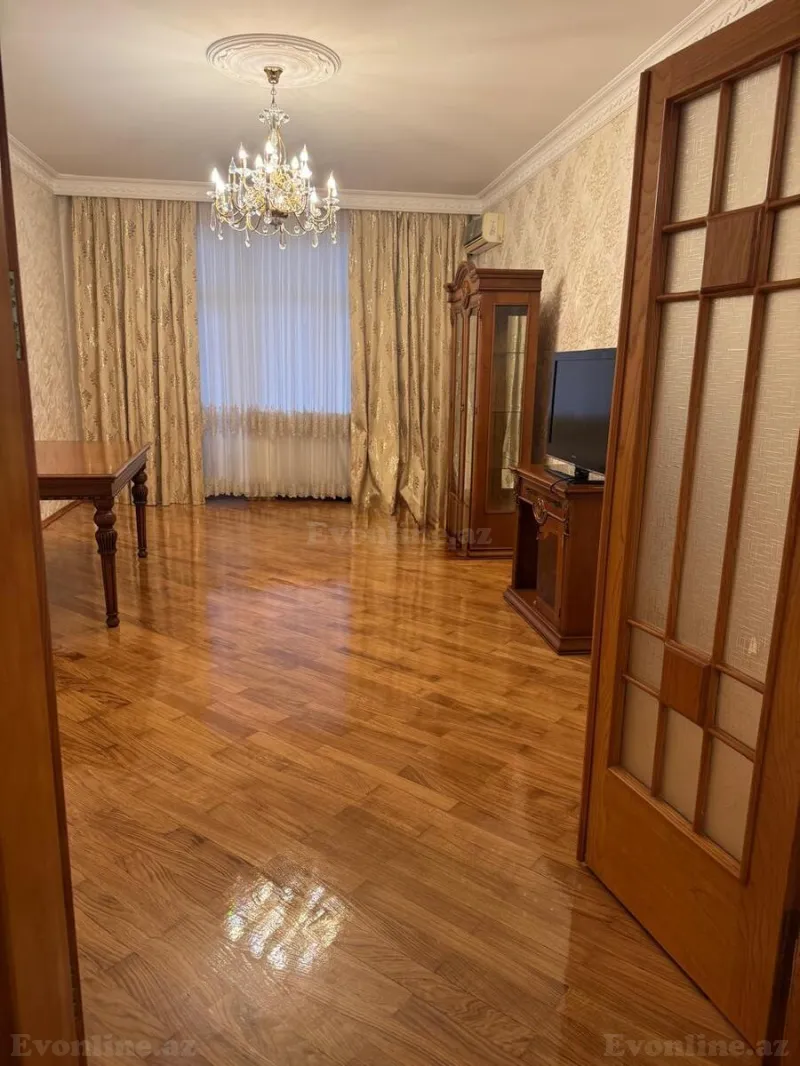 Kirayə verilir 3 otaqlı Mənzil Yeni tikili 140 m² Elmlər Akademiyası m. - şəkil 10