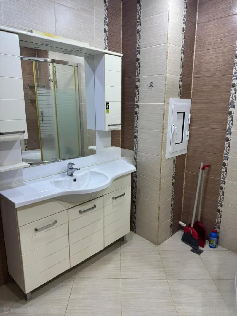Kirayə verilir 3 otaqlı Mənzil Yeni tikili 140 m² Elmlər Akademiyası m. - şəkil 12
