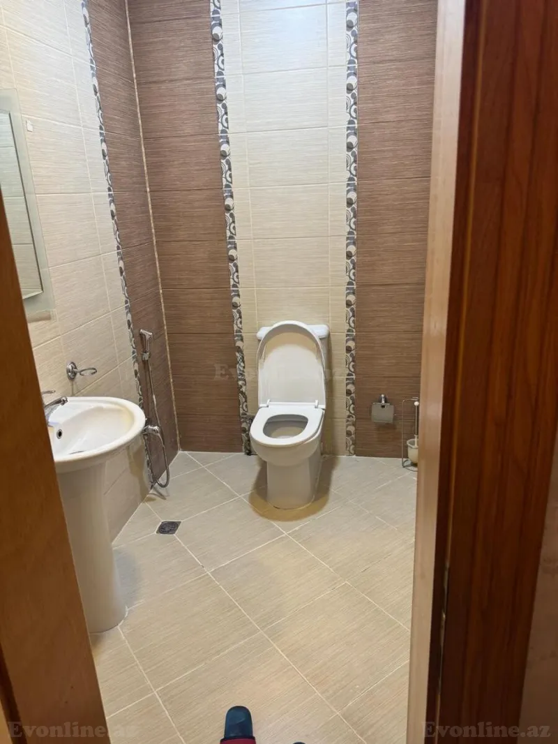 Kirayə verilir 3 otaqlı Mənzil Yeni tikili 140 m² Elmlər Akademiyası m. - şəkil 14